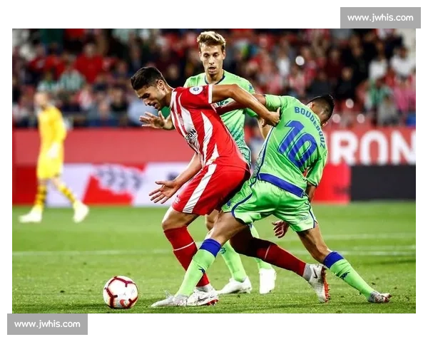 迪马济奥：罗马重燃边锋引援战火，锁定贝蒂斯飞翼阿布德